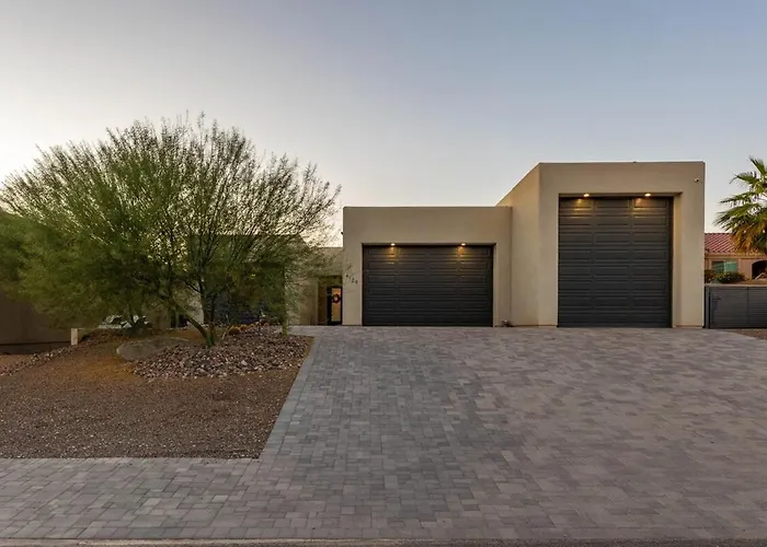 Holiday home Style Swim Up Bar Firepit Lake Havasu City